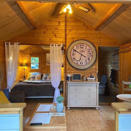 Au chalet Fleuri Ablon Eksteriør billede